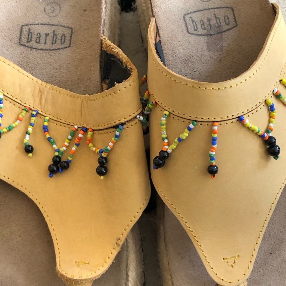 Barbo yellow leather sandals size 9